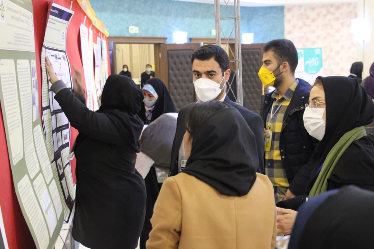 گزارش تصویری برنامه های نخستین روز بیست و سومین دوره سمینار دانشجویان داروسازی ایران